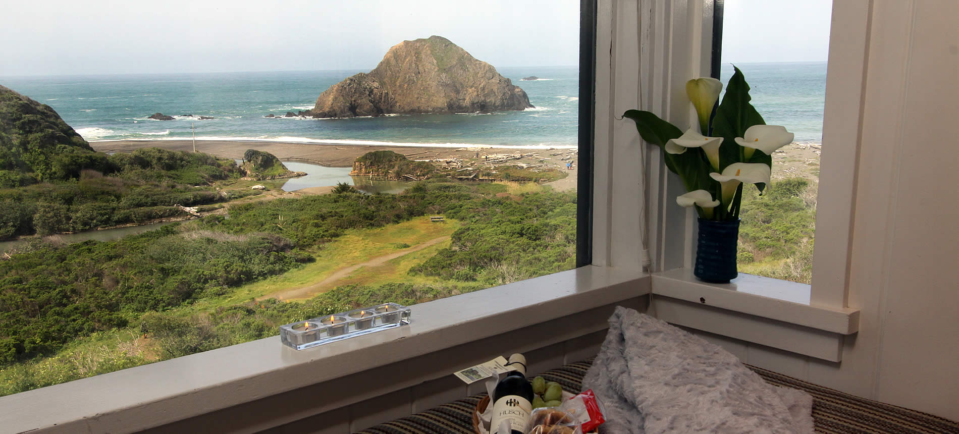 surfsong cottage at elk cove inn with ocean views