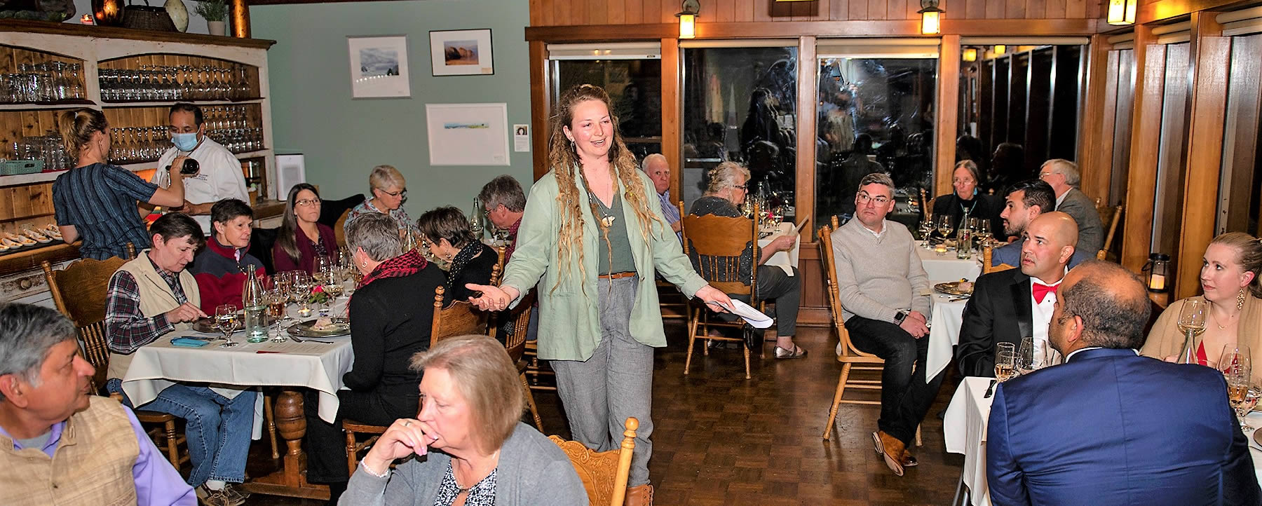 mendocino coast lodging - elk cove inn dining room