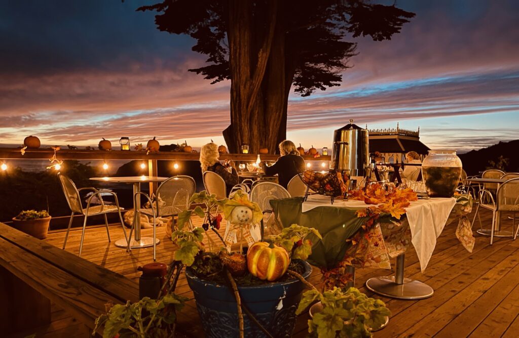 mendocino coast lodging - oceanfront in elk california - sunrise scene over ocean